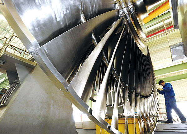 打响上海制造品牌丨上海电气 掌握国内唯一重型燃机核心技术 引领风力发电技术服务升级